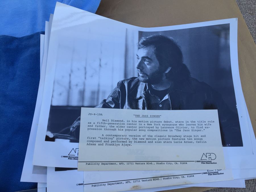 Neil Diamond Collectibles Lot [Photo 16]