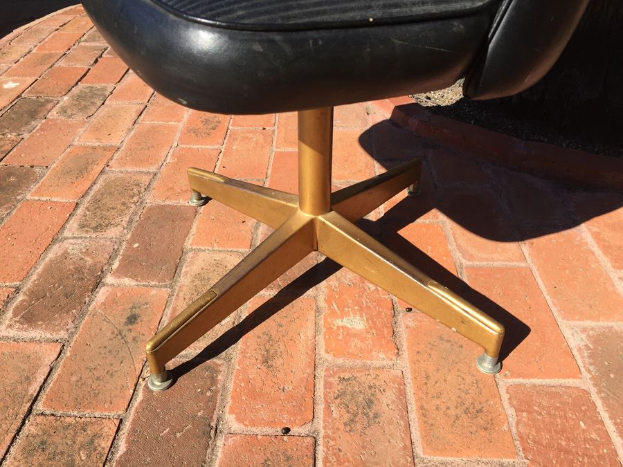 Mid-Century Modern Cal-Style Furniture Black Naugahyde Swivel Chair [Photo 2]