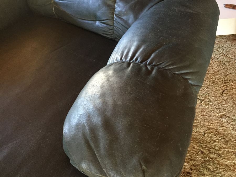 Vintage Green Leather Reclining Chair [Photo 4]