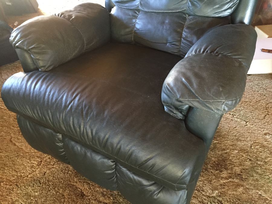 Vintage Green Leather Reclining Chair [Photo 2]