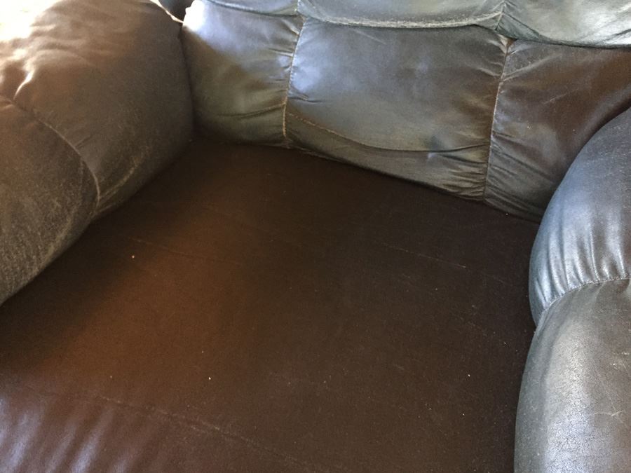 Vintage Green Leather Reclining Chair [Photo 6]