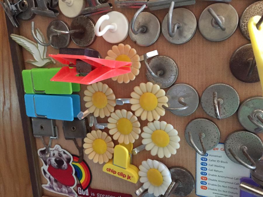 Magnetic Board With Magnets [Photo 3]