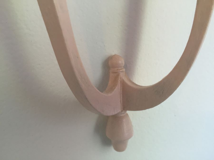 Pink Wooden Shelf Unit [Photo 4]