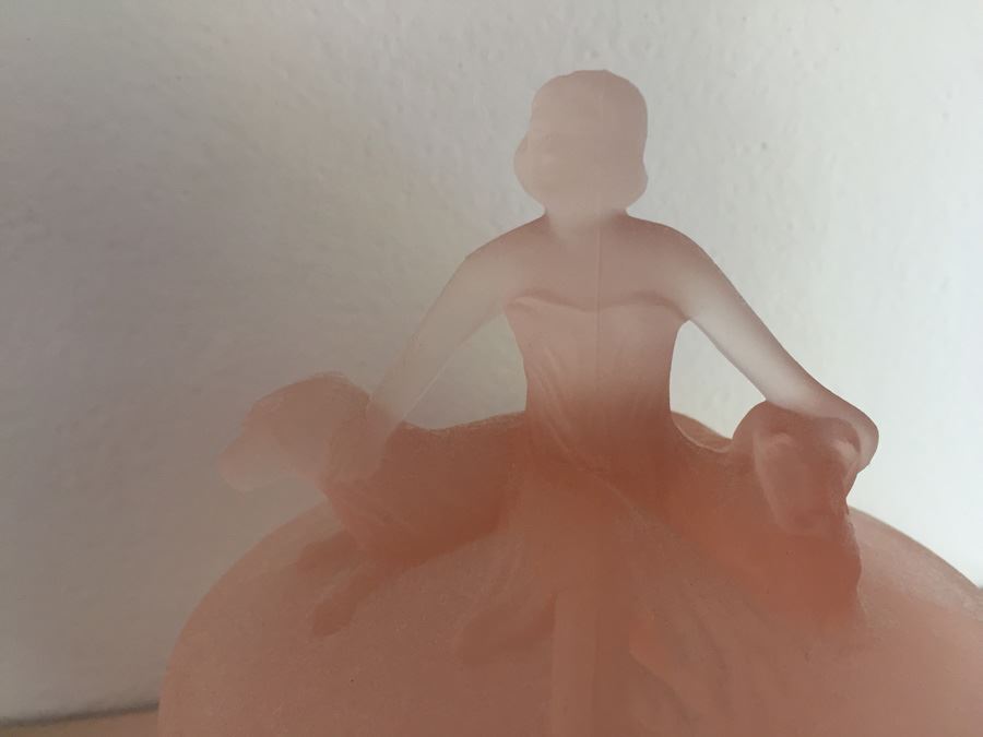 Vintage Art Deco L E Smith Annette Pink Satin Glass Powder Jar Woman Dogs [Photo 4]
