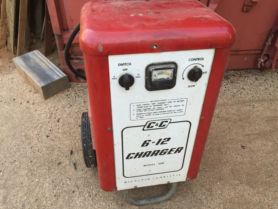 McColpin-Christie 6V-12V Portable Charger Model QW Commercial Automotive [Photo 4]