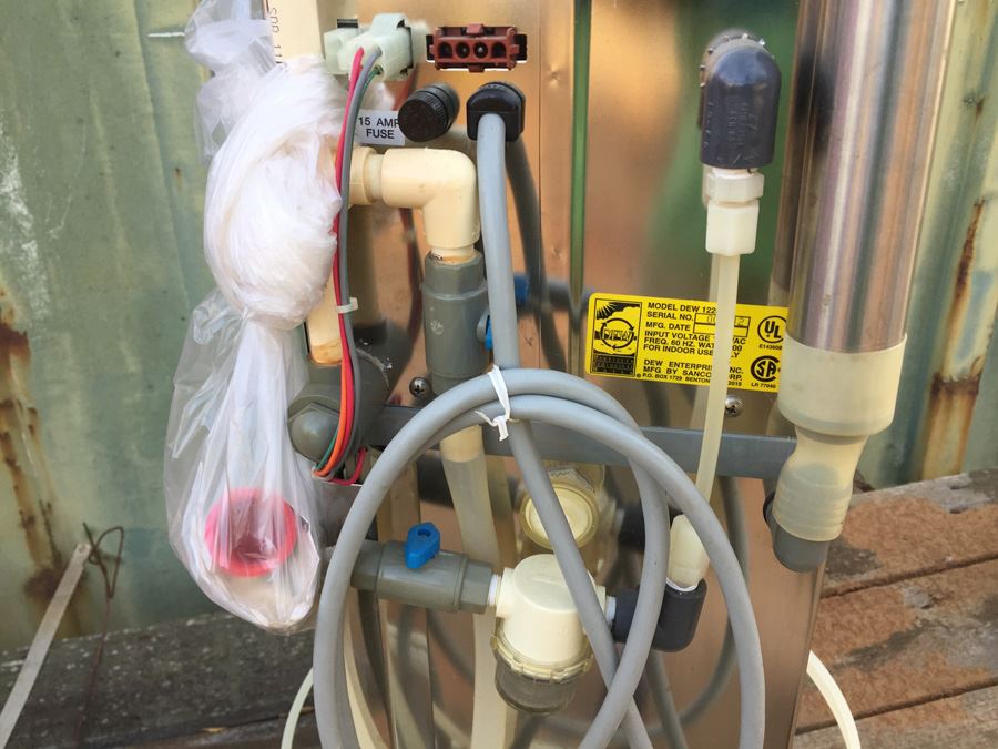 The Dew H20 Machine Model 1225 [Photo 12]
