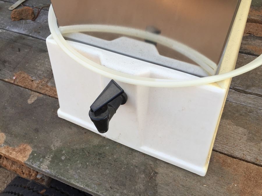 The Dew H20 Machine Model 1225 [Photo 6]