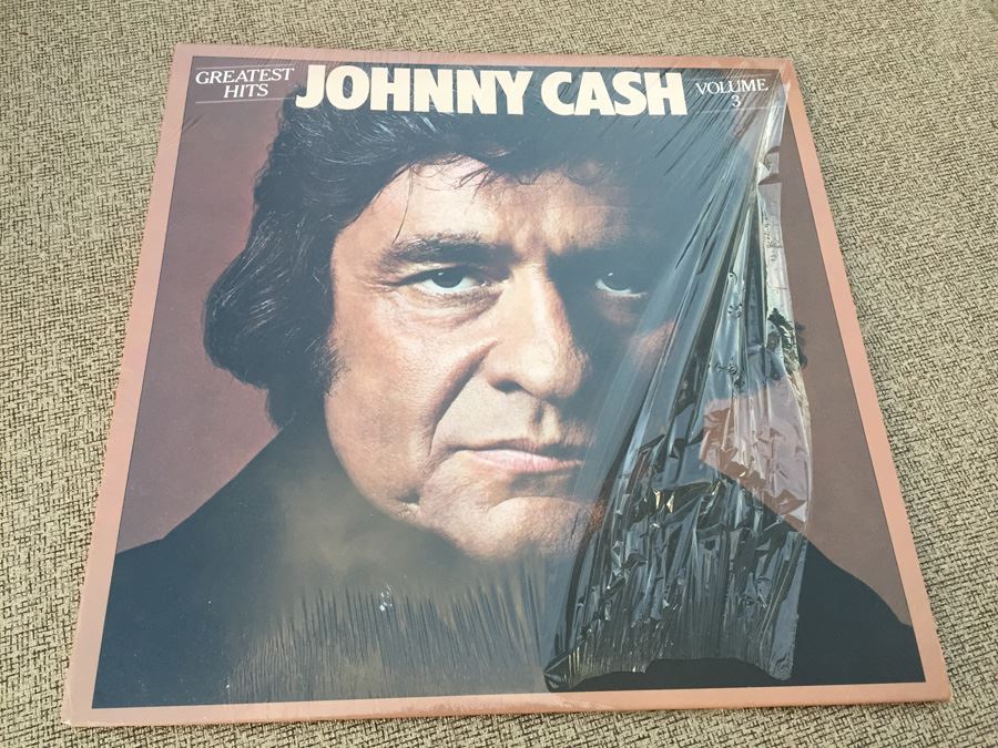 Johnny Cash Vinyl Record Albums [Photo 1]