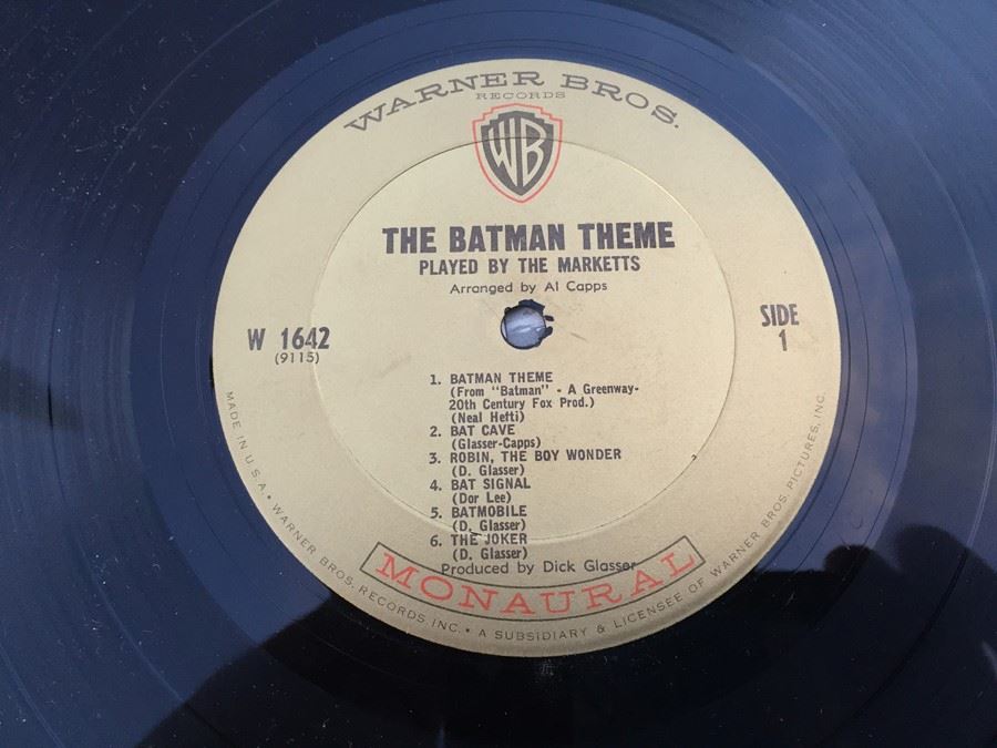 The Batman Theme Played By The Marketts Vinyl Record [Photo 6]