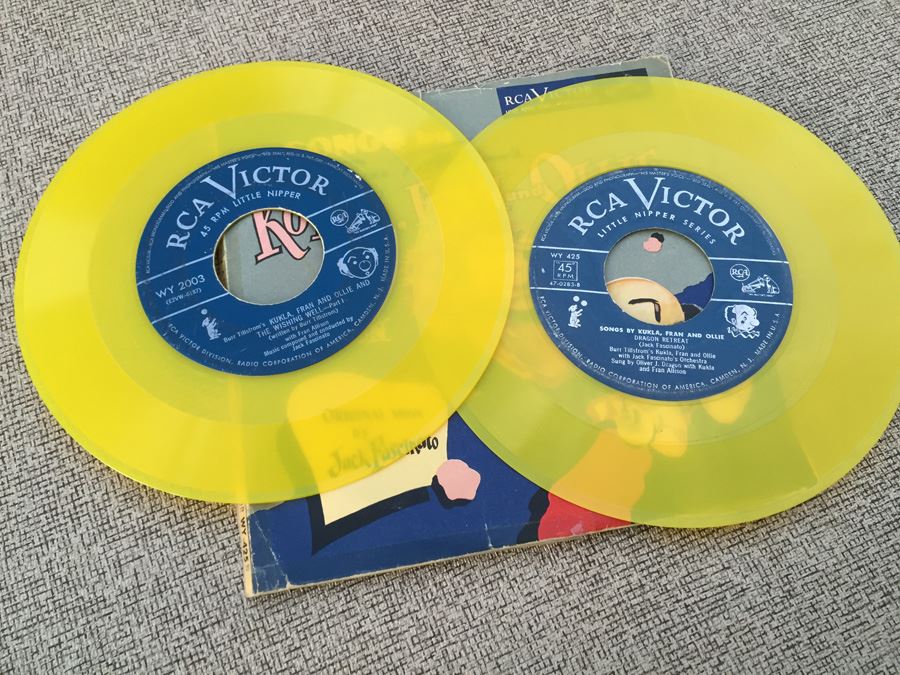 Children's 45 Vinyl Records [Photo 17]