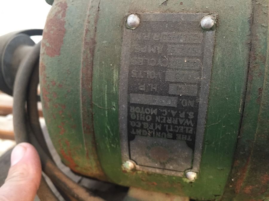 Old Water Pump [Photo 5]