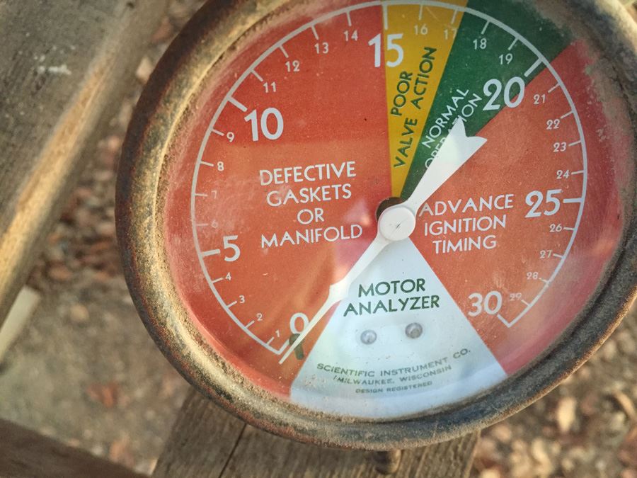 Pair Of Vintage Gauges [Photo 4]