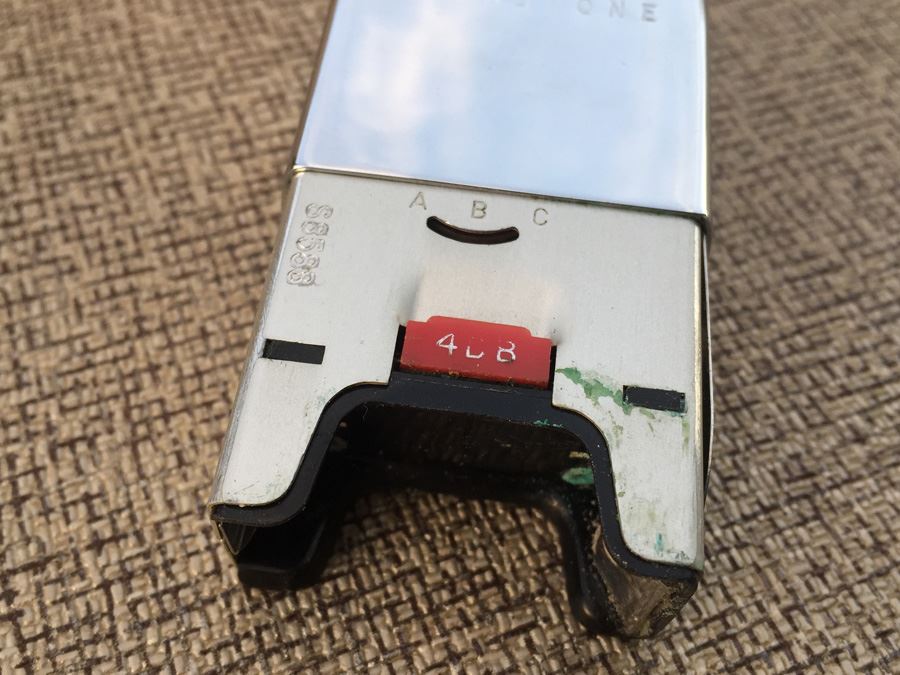 Vintage 1954 Microtone Skylark Hearing Aid [Photo 9]