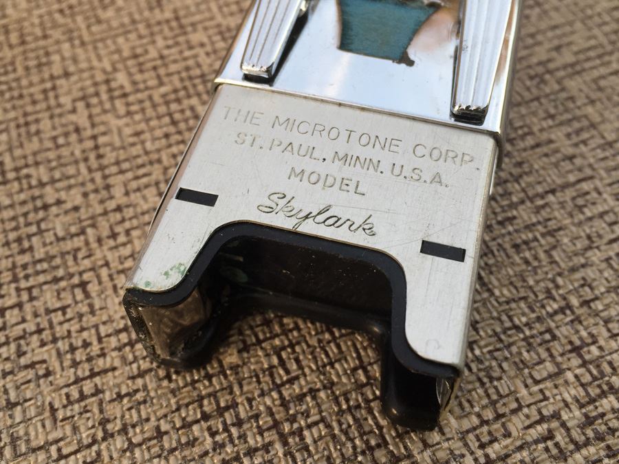 Vintage 1954 Microtone Skylark Hearing Aid [Photo 3]