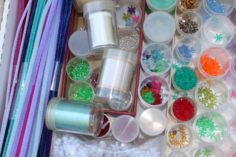 Huge Snowflake Assembly Parts Lot - 4 Boxes Filled [Photo 5]