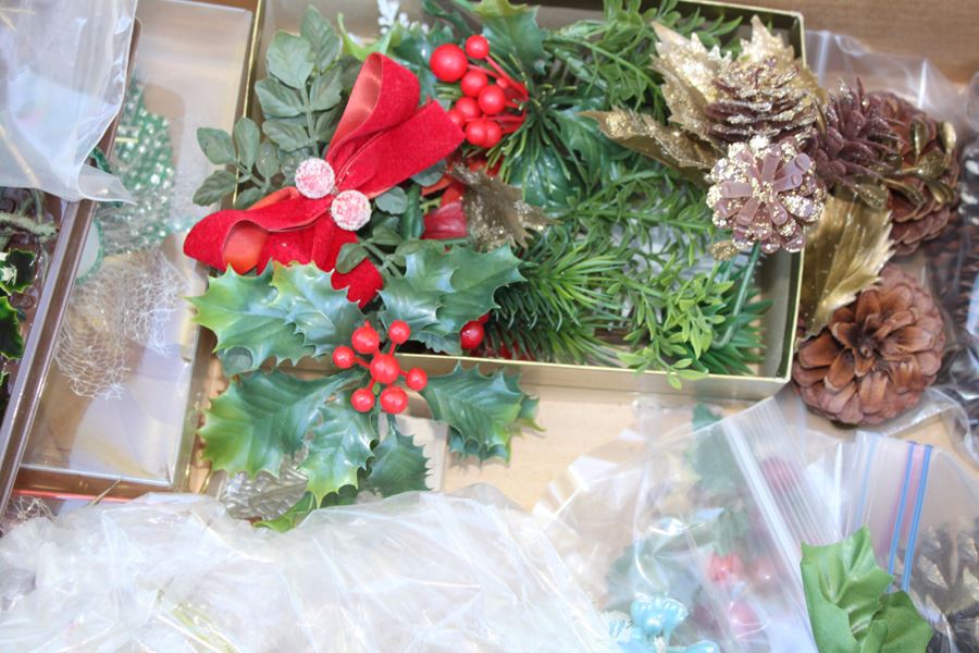 Christmas Decoration Lot [Photo 4]