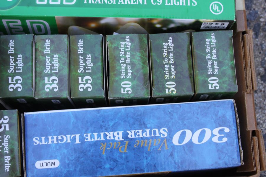 Christmas Light Lot [Photo 2]