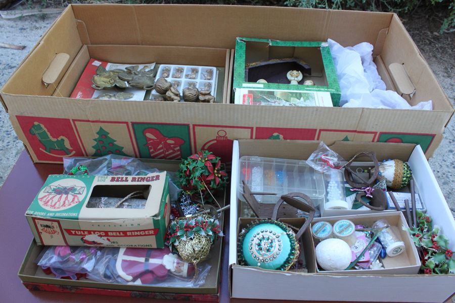 Christmas Decoration Lot [Photo 2]