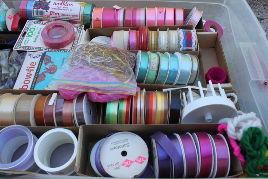 Huge Ribbon Lace Lot [Photo 3]