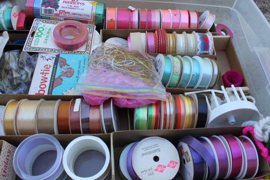 Huge Ribbon Lace Lot [Photo 6]