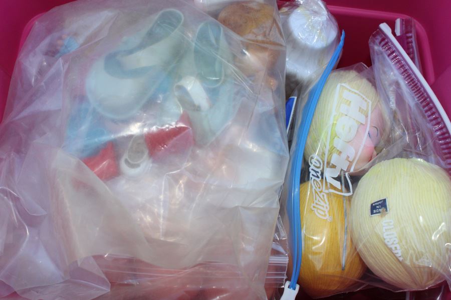 Plastic Doll Figure Parts Lot [Photo 2]