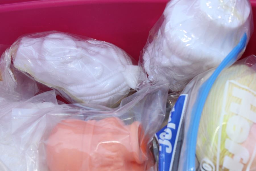 Plastic Doll Figure Parts Lot [Photo 5]