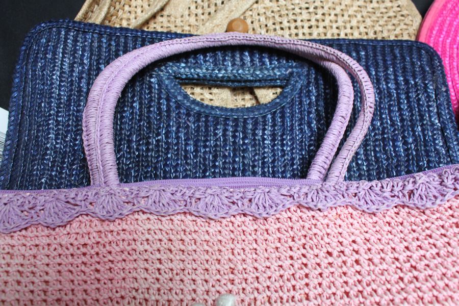 Handbag Lot 1 [Photo 6]