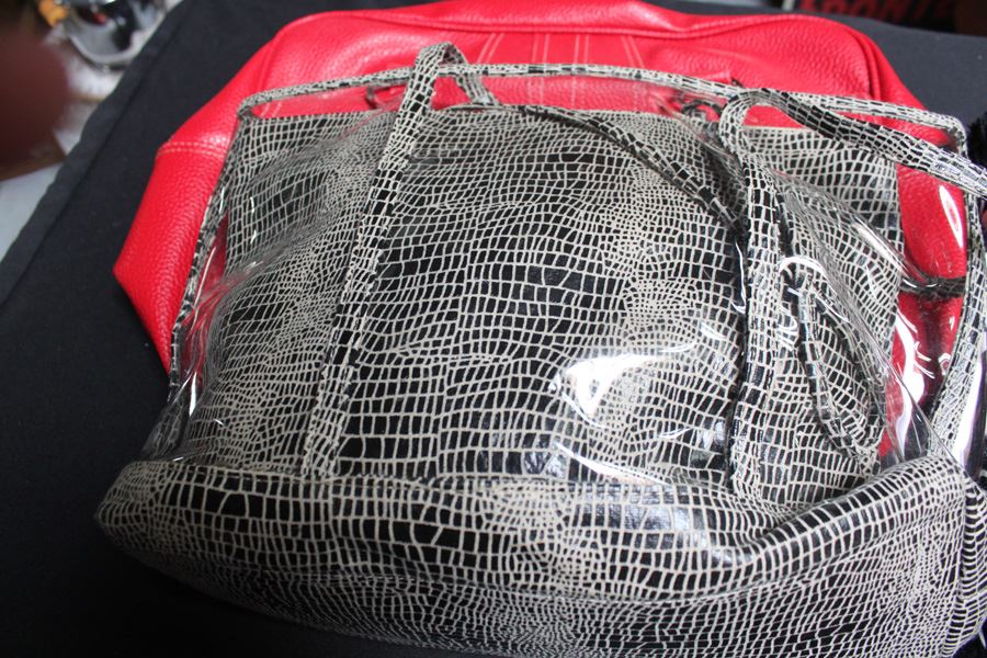 Handbag Lot 3 [Photo 4]