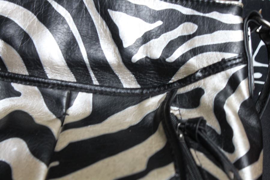 Handbag Lot 3 [Photo 8]