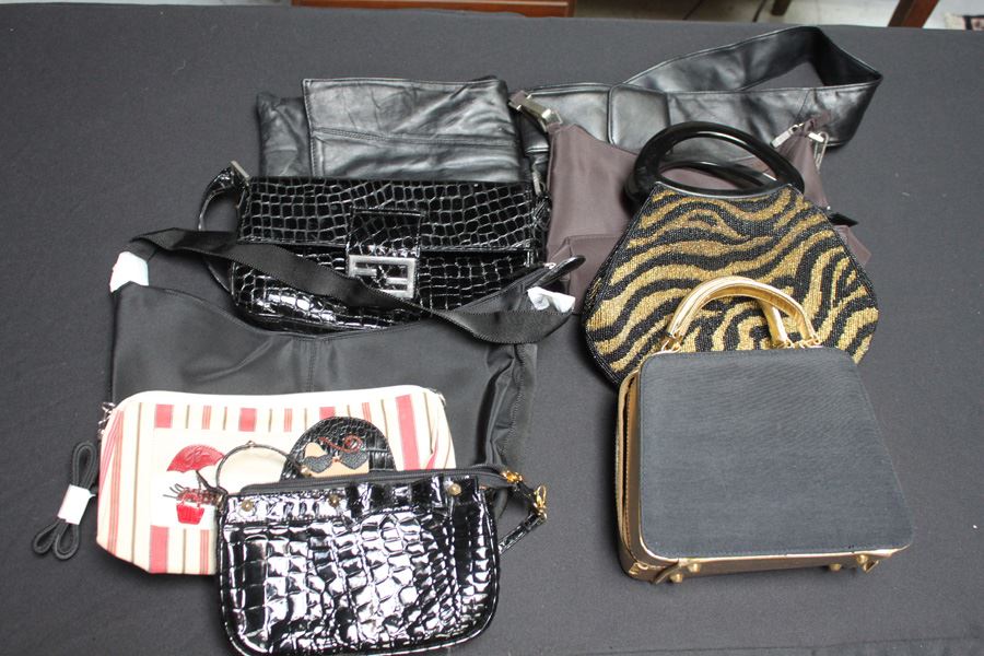 Handbag Lot 4 [Photo 1]