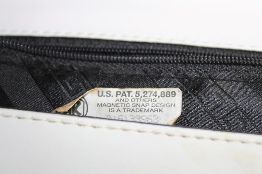 Pair Of White PRADA Replica Handbags [Photo 9]