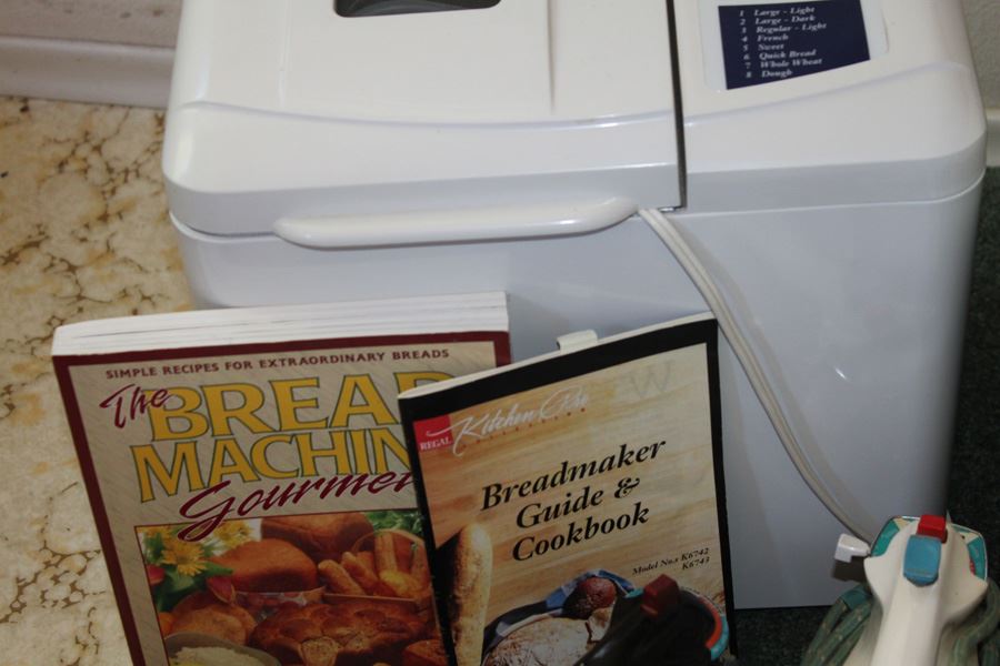 Huge Kitchen Appliance Lot [Photo 5]