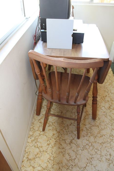 Small Drop Leaf Kitchen Table With 2 Chairs [Photo 3]