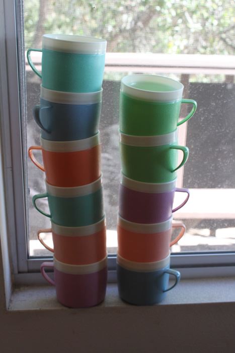 Vintage Bolero Therm-O-Ware Set [Photo 3]