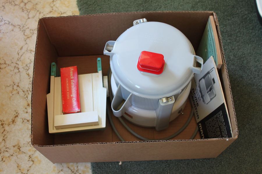 ACME Juicerator [Photo 2]