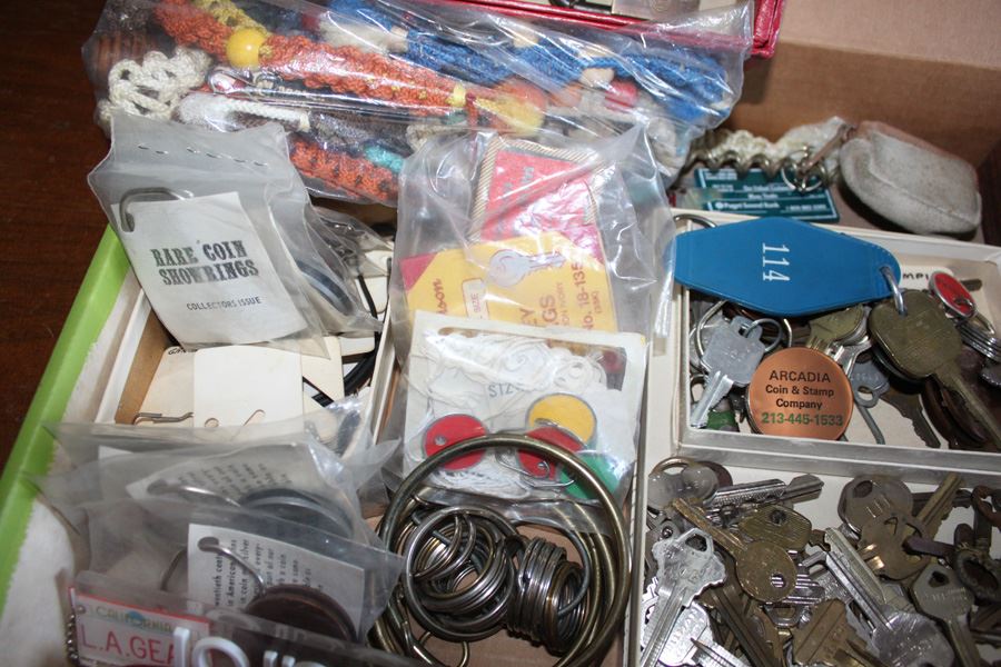 Locks, Keys, And Keychain Lot [Photo 3]