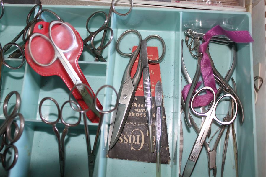 Huge Scissor Lot [Photo 3]