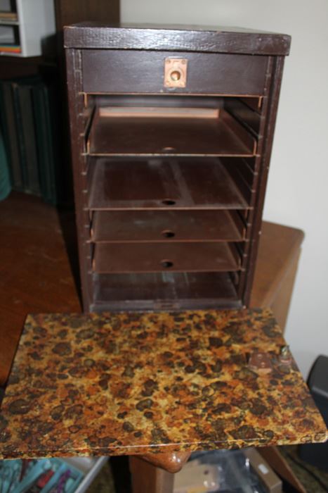 Lockable Wooden Cabinet With Key [Photo 3]