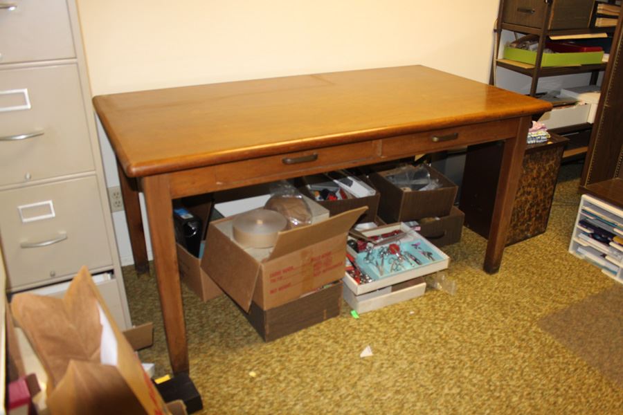 Wooden Library Desk Table [Photo 4]