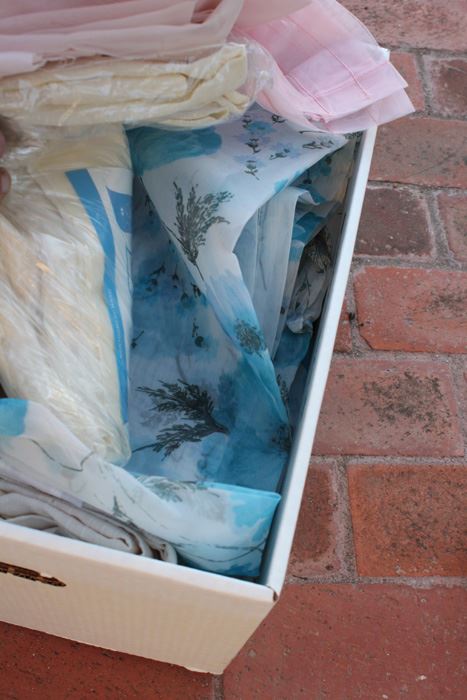 Curtain Drapery Lot [Photo 9]