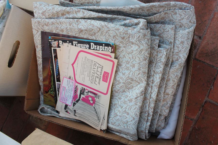 Curtain Drapery Lot [Photo 3]