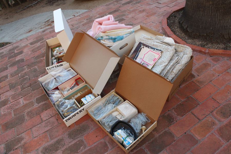 Curtain Drapery Lot [Photo 2]