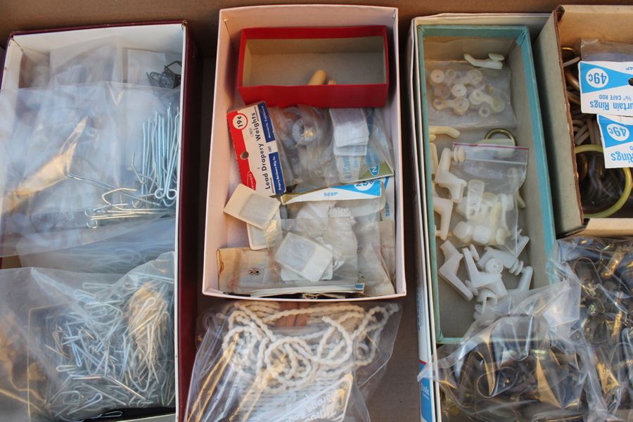 Curtain Drapery Lot [Photo 6]