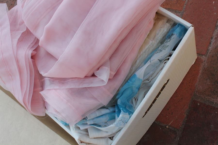 Curtain Drapery Lot [Photo 8]