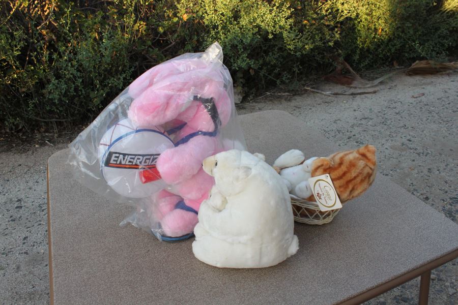 Plush Toys Including The Energizer Bunny [Photo 2]