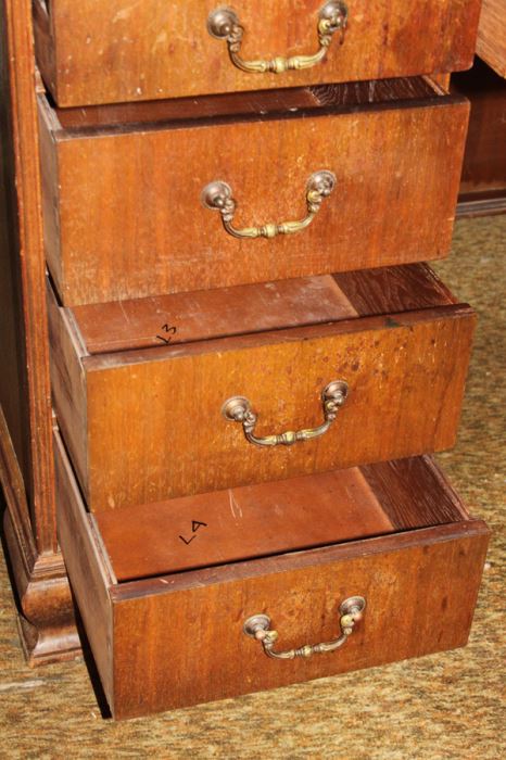 Vintage Wooden Desk [Photo 3]