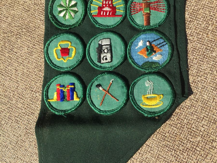 Vintage Girl Scout Sash With Badges And Pins [Photo 8]