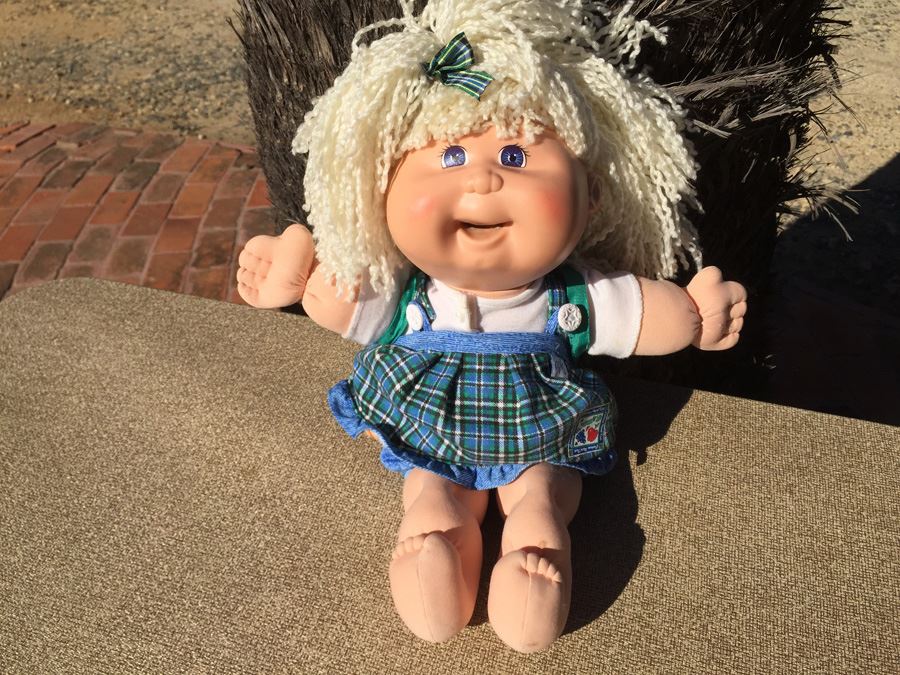 Vintage Cabbage Patch Doll Battery Operated