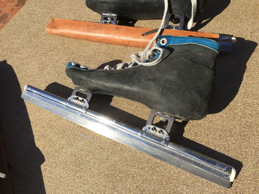 Vintage Men's Short Track Speed Skates With Laberge Ice Blades (Size 9?)