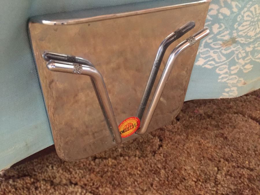 ADJUST-A-Bed Adjustable Bed [Photo 6]